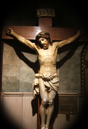 Return_Crucifix_vj7060.jpg