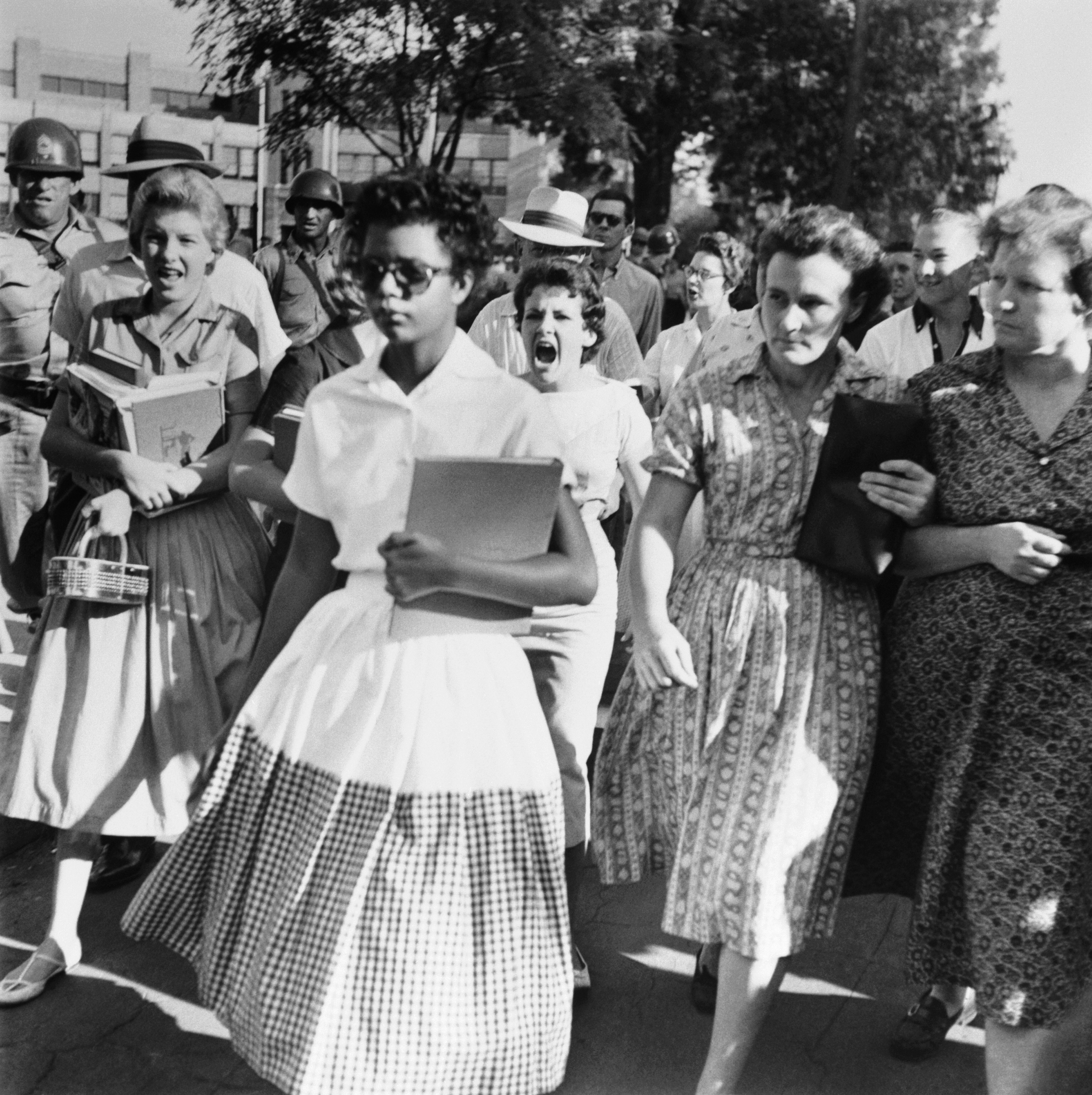 elizabeth-eckford-little-rock_corbis_be024335.jpg