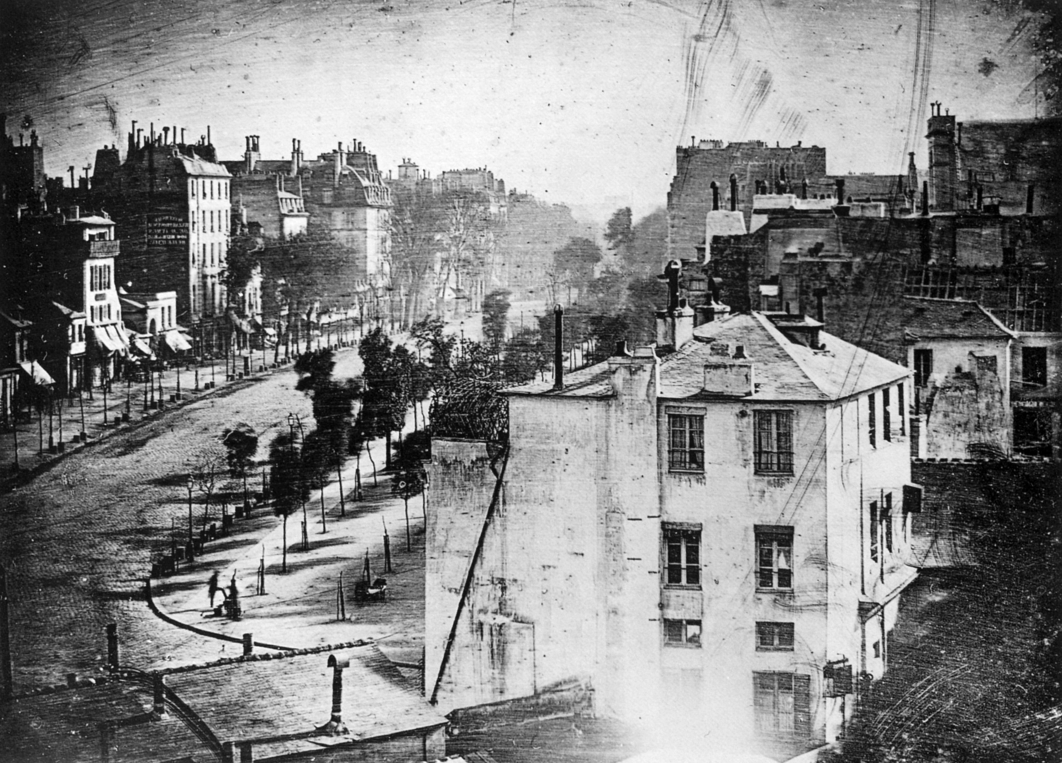 Boulevard_du_Temple_by_Daguerre.jpg