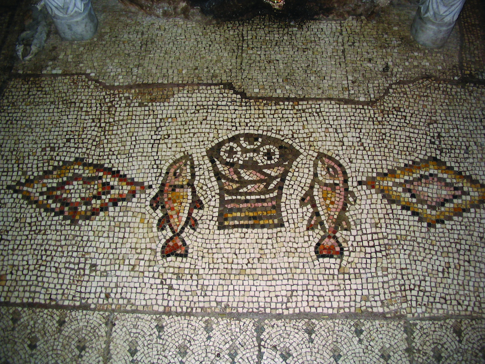 mosaic_loaves__fishes.jpg.960x.jpg