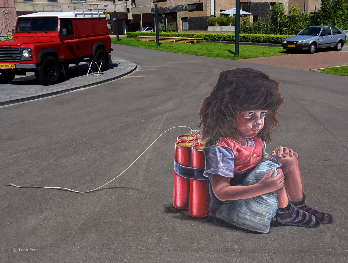 3d-street-art-sacrifice-yourself.jpg