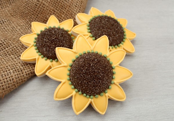 Sunflower-Cookies1-600x418.jpg