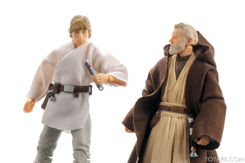 11045601_star-wars-black-series-sdcc-obi-wan-kenobi_t9ef9e791.jpg