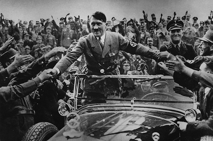 berlin-1930s-hitler-becomes-chancellor-1933.jpg