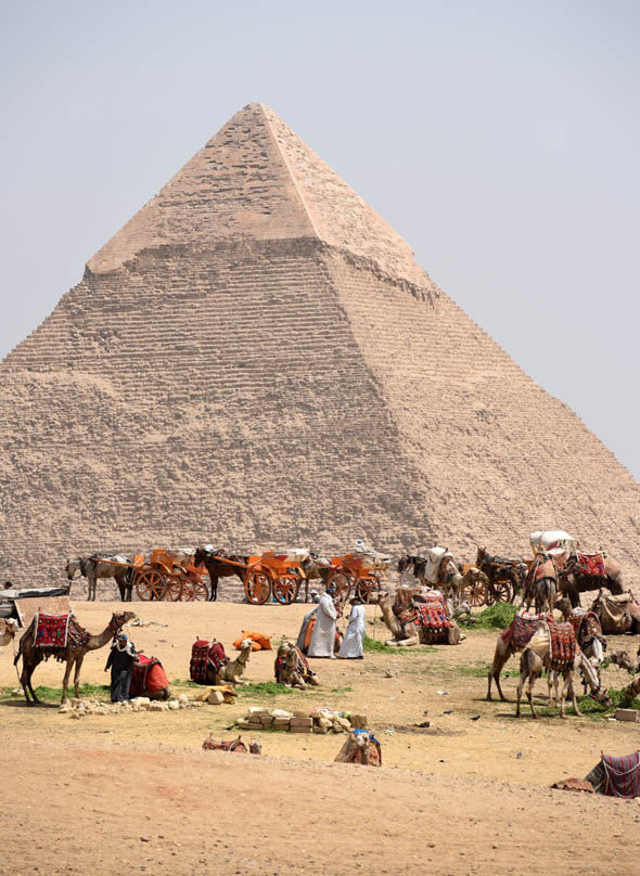 Ancient-Egypt-Pyramids-Atlantis-lost-civilisation-Giza-1081441.jpg