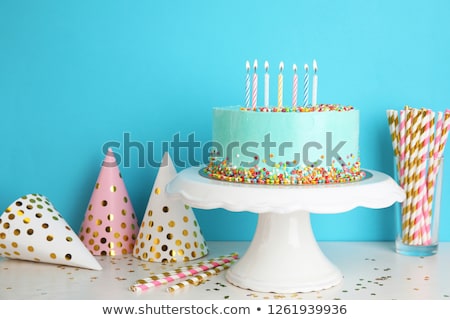 fresh-delicious-cake-birthday-caps-450w-1261939936.jpg