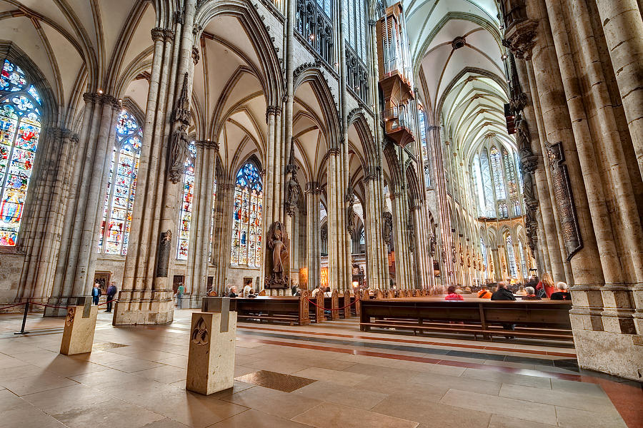 cologne-cathedral-interior-pramio-garson-sembiring.jpg