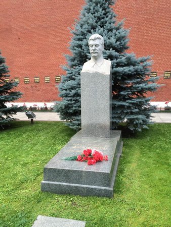 lenin-s-mausoleum.jpg