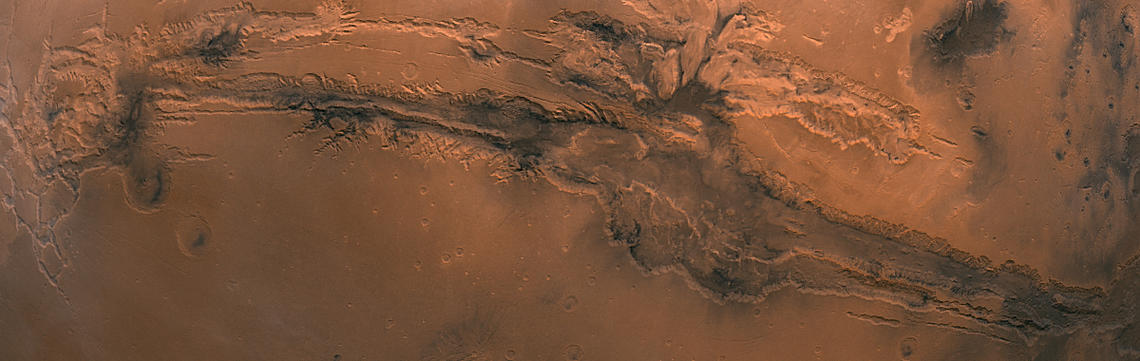 valles_marineris_enhanced.jpg