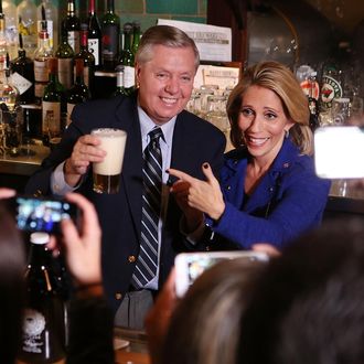 994d53484a37a375ec6cce89c392ec1ae6-28-lindsey-graham-beer.rsquare.w330.jpg