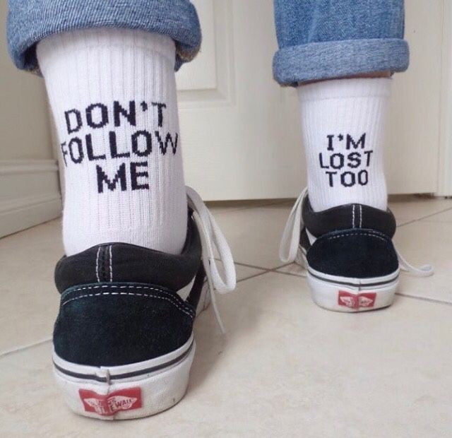 9084cae8f227d767ba9bfb71217ef9ee--lost-socks-funny-socks.jpg