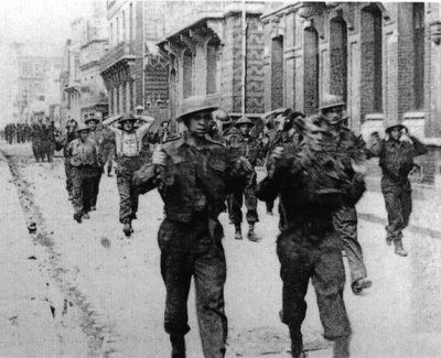 bb97e8fc4b29303d90992b9f9e77f3b5--dieppe-raid-canadian-soldiers.jpg