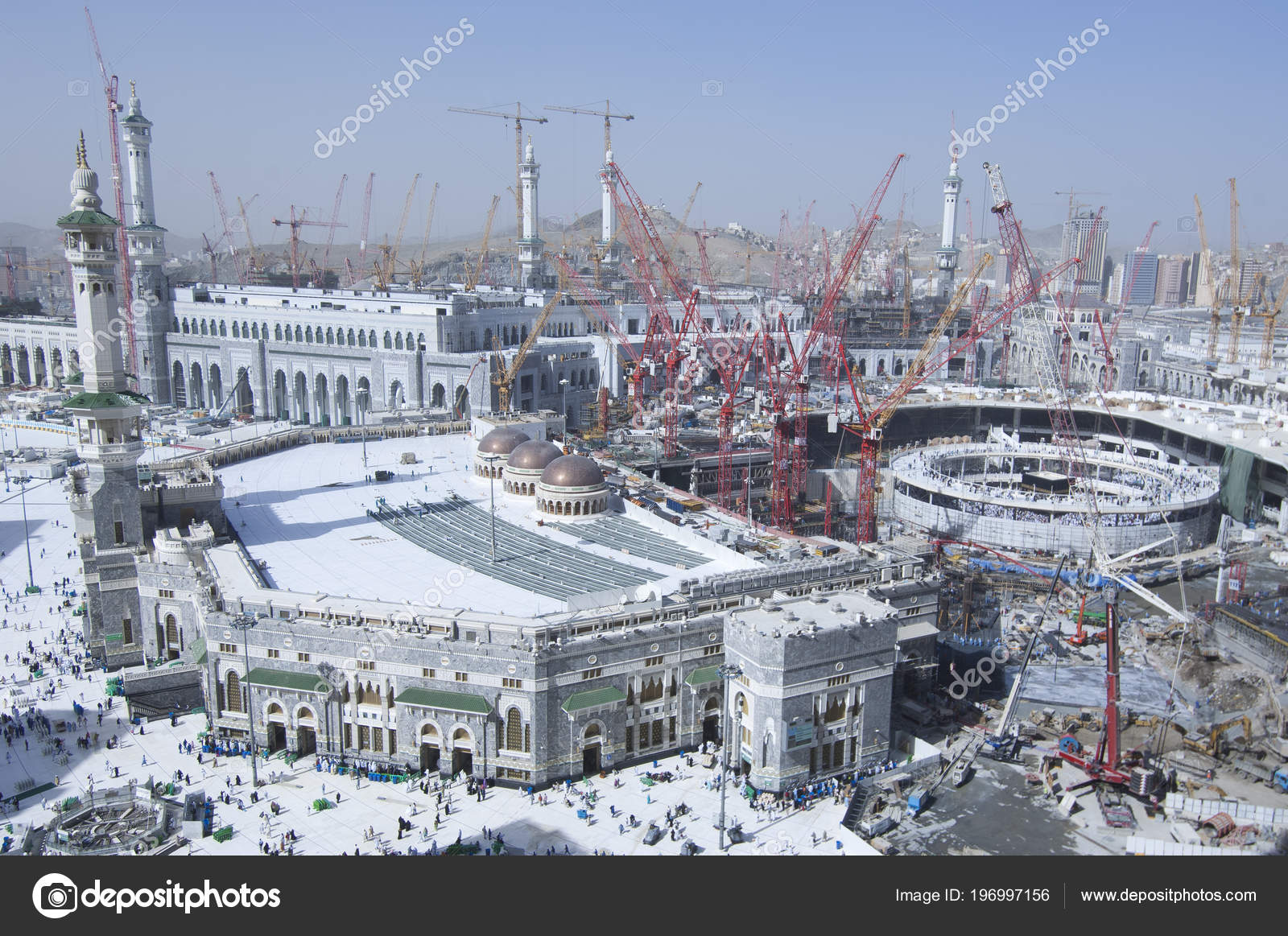 depositphotos_196997156-stock-photo-construction-masjid-haram-kaaba-mecca.jpg