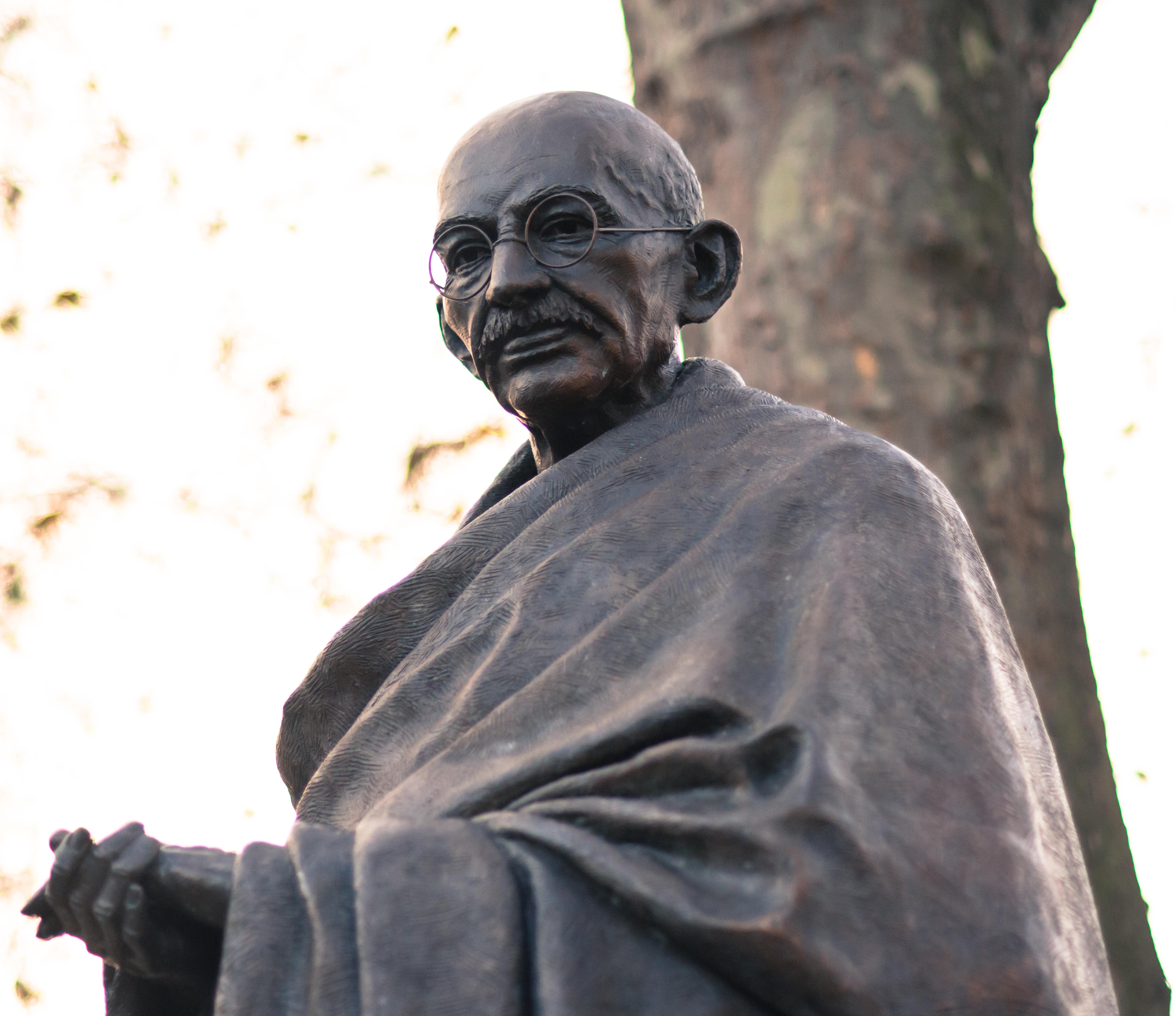 2015-12_Gandhi.jpg