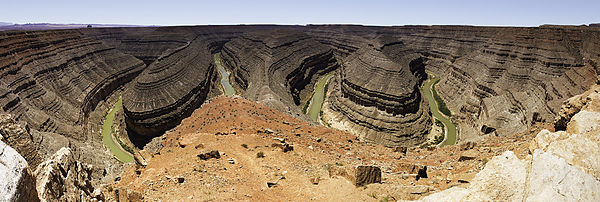 600px-2009-08-20-01800_USA_Utah_316_Goosenecks_SP.jpg