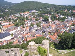 250px-Koenigstein_im_Taunus_Stadt_von_Burg.jpg