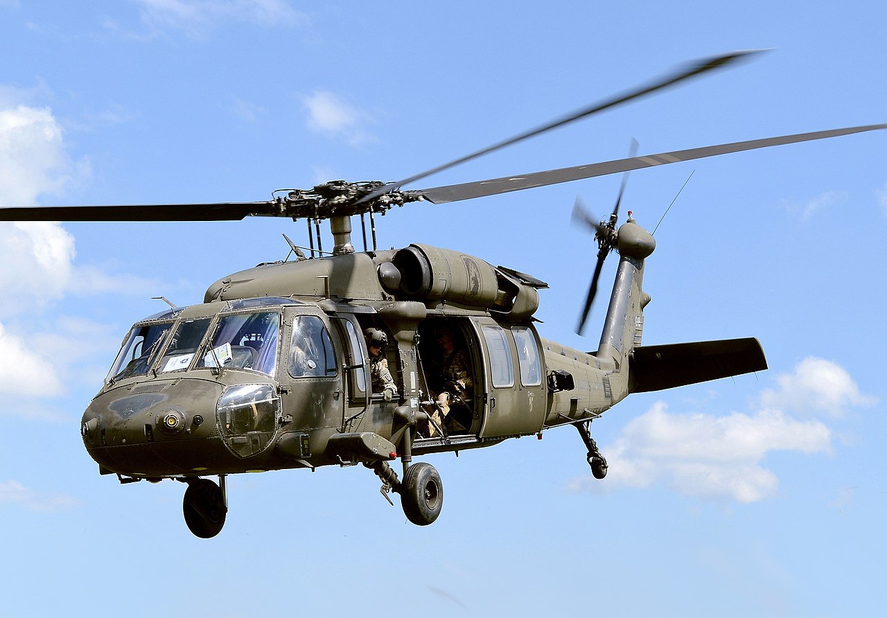 1280px-UH-60_2nd_Squadron%2C_2nd_Cavalry_Regiment_%28cropped%29.jpg