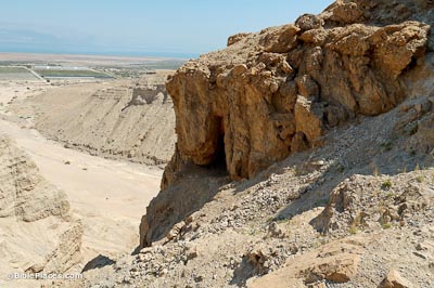 Qumran-Cave-6-and-wadi-tb051106050-bibleplaces.jpg
