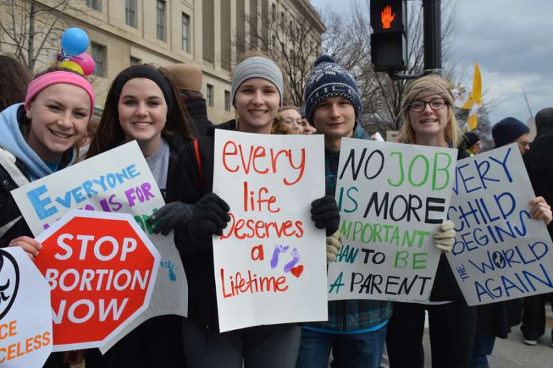 Young_people_hold_prolife_signs_during_the_2015_March_for_Life_in_Washington_DC_on_Jan_22_2015_Credit_Addie_Mena_CNA_CNA_1_22_15.jpeg
