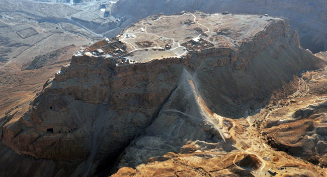 Aerial_view_of_Masada_-_israeltourism.jpg