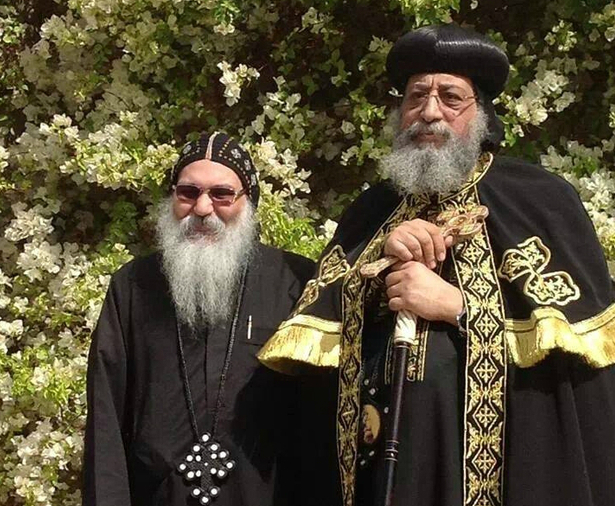 bishop%20ephanious%20with%20pope%20tawadros%20twitter_0.jpg