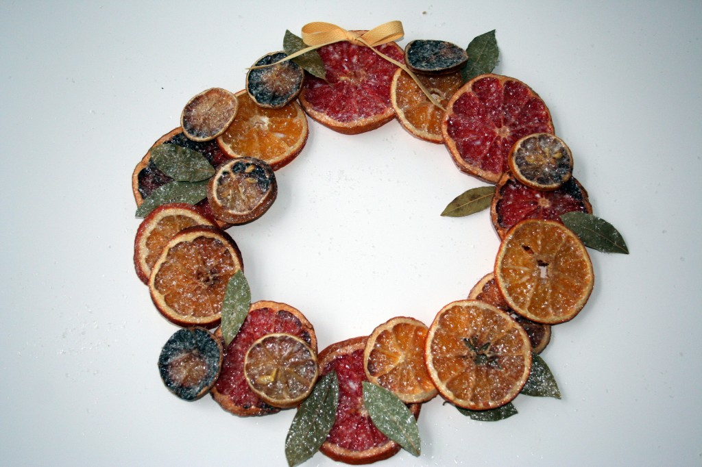 dried-fruit-wreath-photo-1024x682.jpg