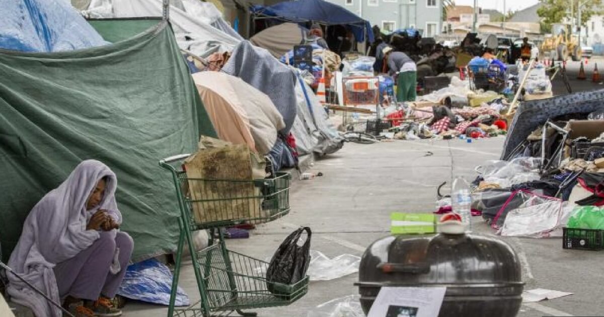 san-Francisco-slums.jpg